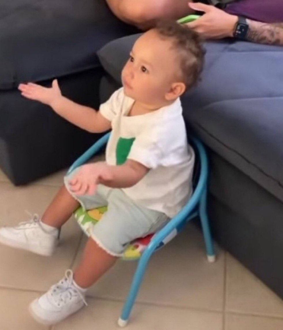 LEVANTA PAPAI #BBB23 🤷‍♂️
