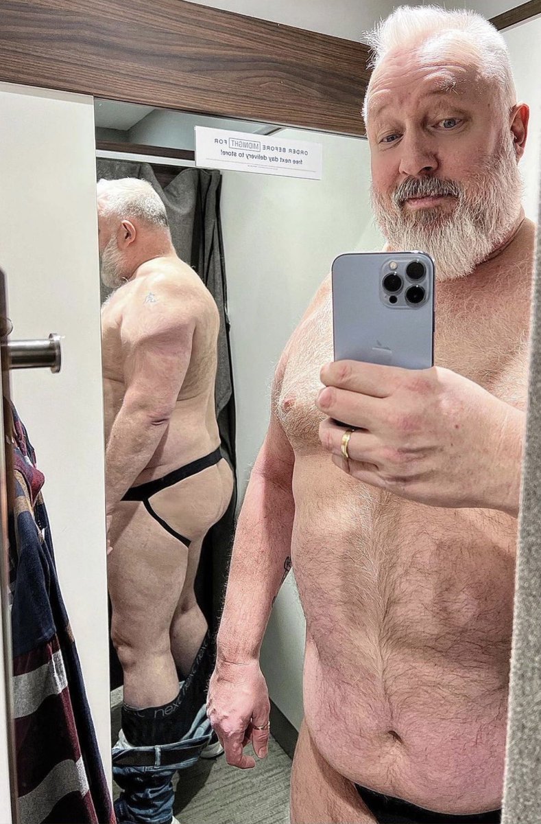 bearofblackpool's tweet photo. Trying stuff on…..

Ever got up to anything in a changing room you shouldn’t have?

Got a changing room fantasy?

Tell me about it in the comments 👇👇👇 https://t.co/EkoaJfjbE9