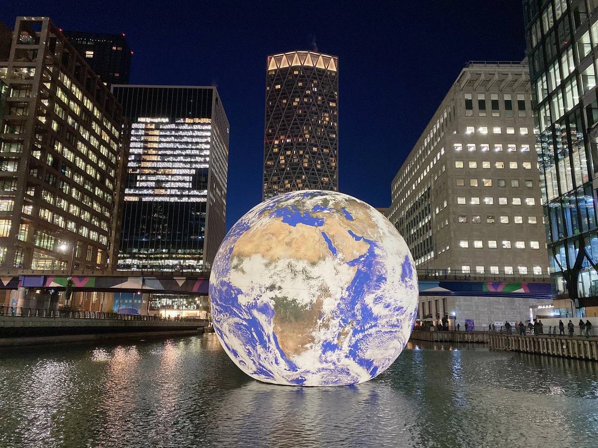WAgnesW's tweet photo. blue earth https://t.co/jeDmHIkTDW