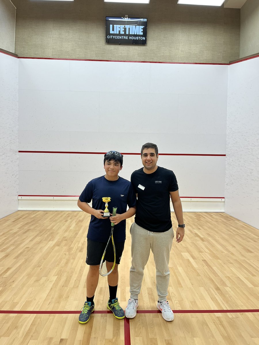 MSuccessHTX's tweet image. So proud of our scholars at @USSQUASH silver tournament this weekend. Next stop @squasheducation High School Nationals! @HoustonISD @HISDAthletics @Hogg_Razorbacks @ghostofheights