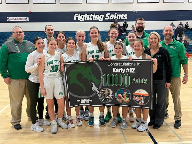 Pine City 75
St Francis 40
Junior Karly Jusczak scores her 1000th point in the contest on her birthday!!!  
@wcmpradio <a href="/CentralMNHoops/">Central MN HS Hoops</a> <a href="/MNScoreFeed/">MN ScoreFeed</a> <a href="/MinnesotaScores/">Minnesota-Scores.net</a>