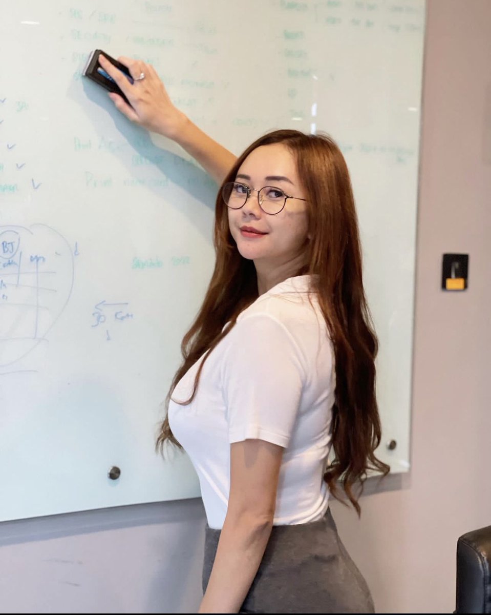 Klo jadi guru, cocoknya jd guru apa nih warga twitter 🤓