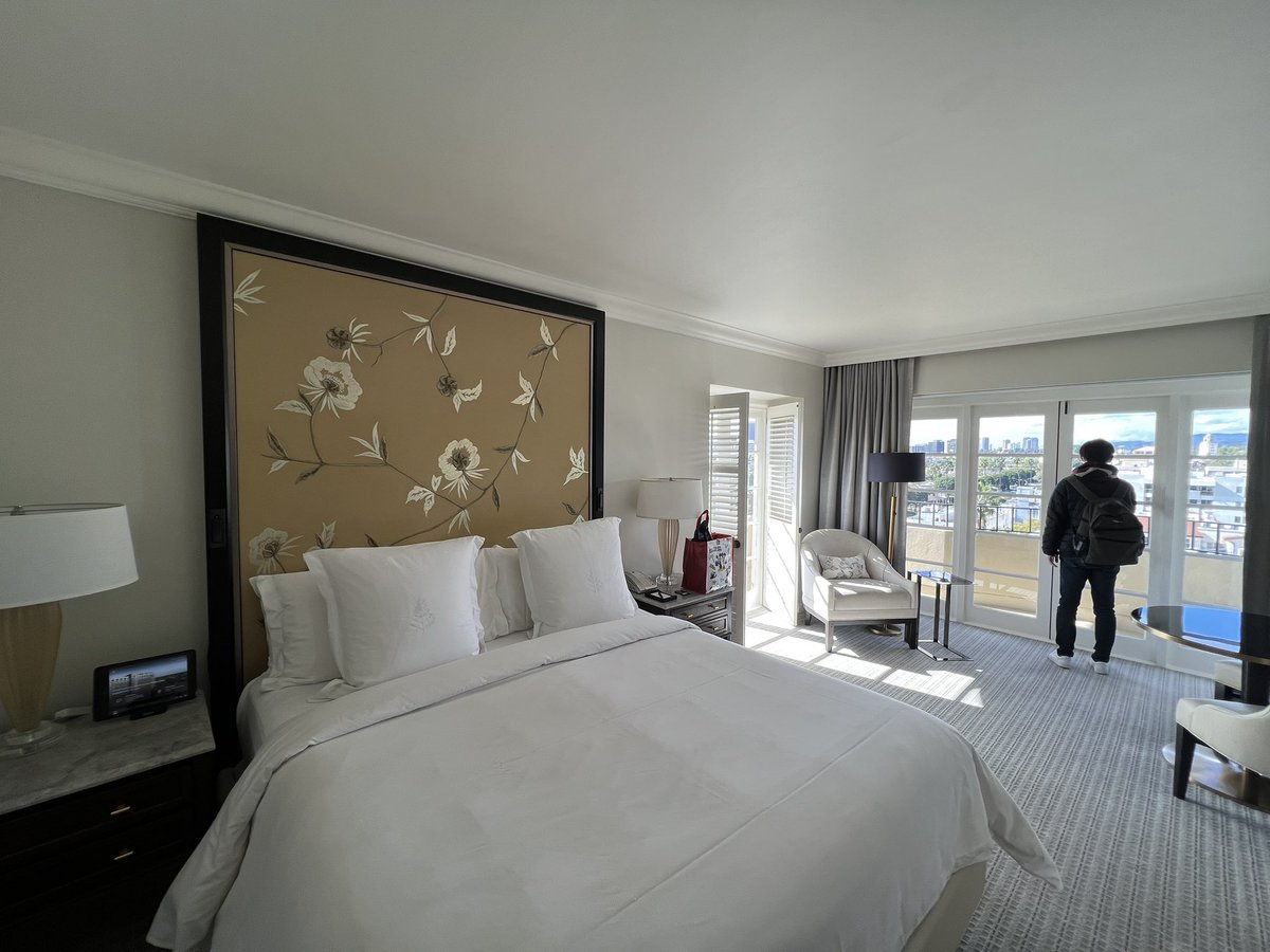 今日から4泊です！！

#LosAngeles #fourseasonshotel #hotel #フォーシーズンズ #ホテル
