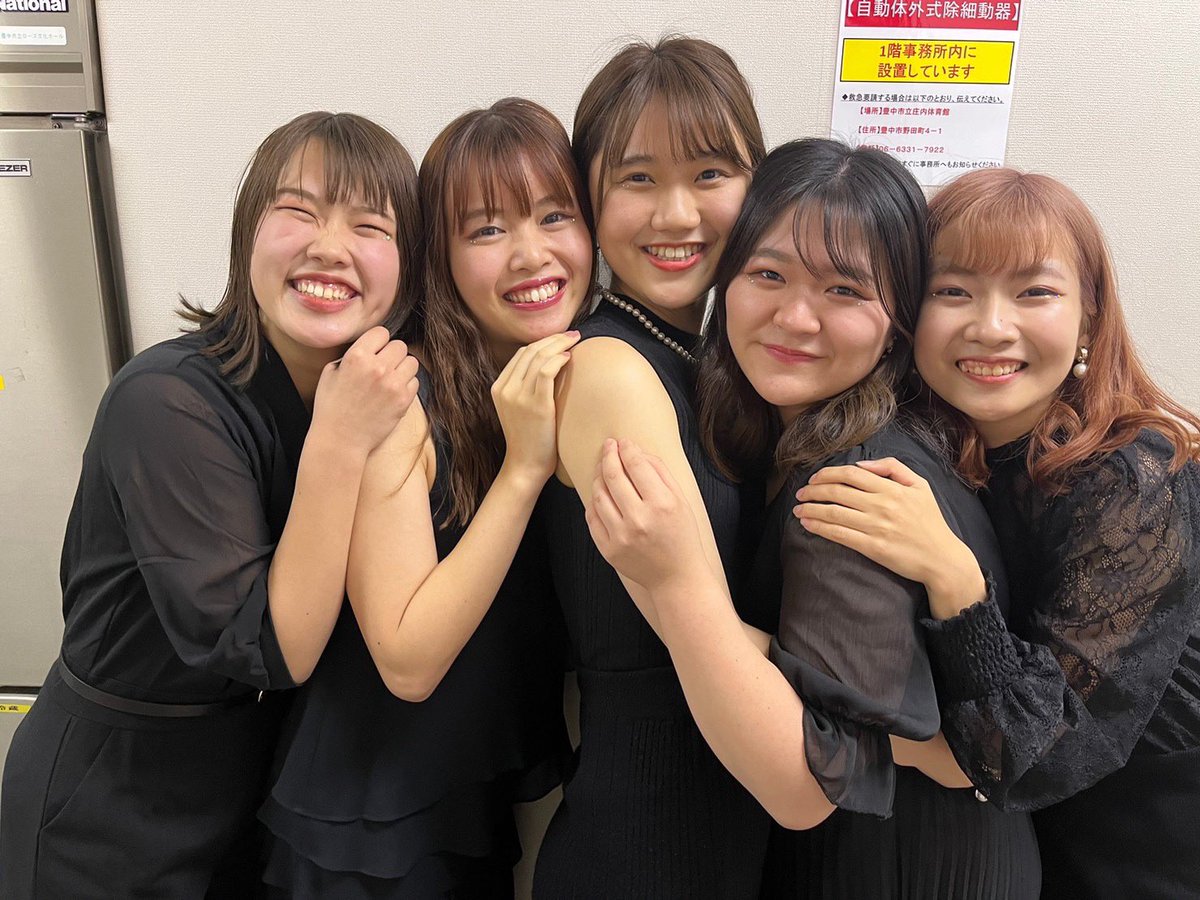lulus_crepa's tweet photo. Crescent Party WL2022 『U-topia』に出演させていただきました✈️☁️

私たちlulusにとって、今回が最後のサークルライブでした💄
少しでも楽しんで頂けたなら、幸いです🎹

たくさんのご来場、本当にありがとうございました！❤️‍🔥

 #クレパWL2022
 #クレパUtopia https://t.co/q08plzX2DM