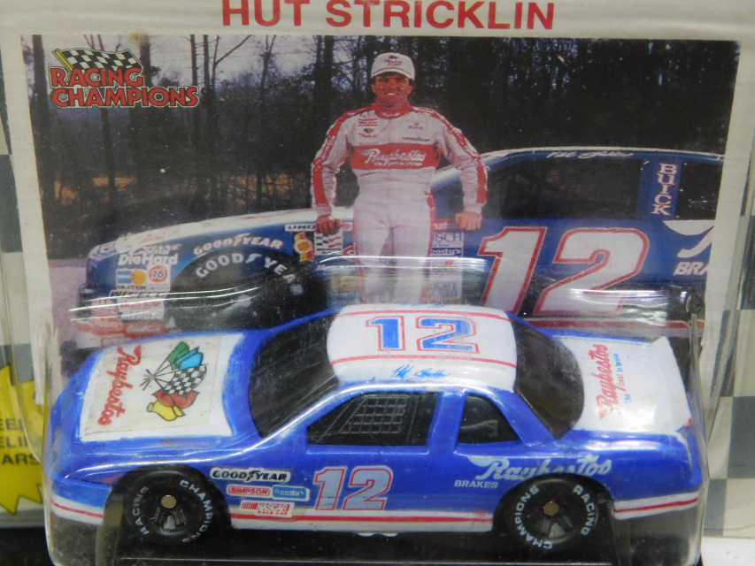 HEELCrewChief's tweet photo. Hey, pssst. @HutStricklin7
This was my very first diecast
#NASCAR
#NotForgotten
#Raybestos https://t.co/6dZuSqZPfa