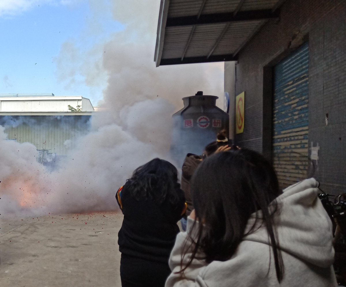 ZouLily's tweet photo. Happy Chinese New Year! We started work today, today all our staff celebrated the New Year by playing firecrackers and putting up spring scrolls in the factory.we also received a big red packet.I am so happy today!🎉🎉🎉#happychinesenewyear #dtf #dtfprinting #sublimation #ink https://t.co/VVn3sWRJU7