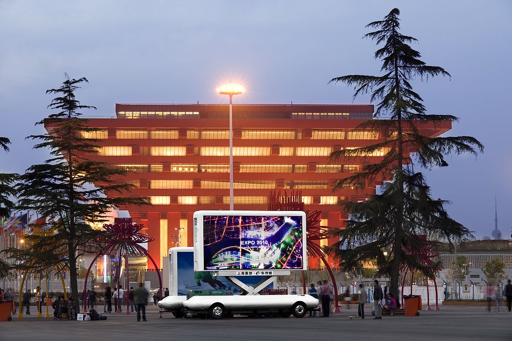 Wendy15409507's tweet image. EK-50II Mobile LED trailer 
LED screen size in 5500*4000mm 
#ledadvertising#mobilebillboards#mobileleddisplay#leddisplay#digital signage and display#outdooradvertising#billboard#outofhomemedia#digitaladvertising#campaign#digitalsignage#branding#billboards#oohmedia#ledtrailer