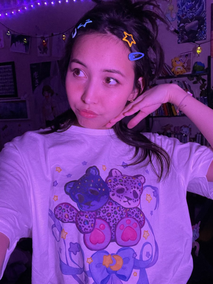 smotherbugg's tweet photo. i designed these shirts :3 
#artis #smallartist #smallbiz #kawaiiart #digitalart #shortdesign #4saleyo https://t.co/ECvcOSUejL