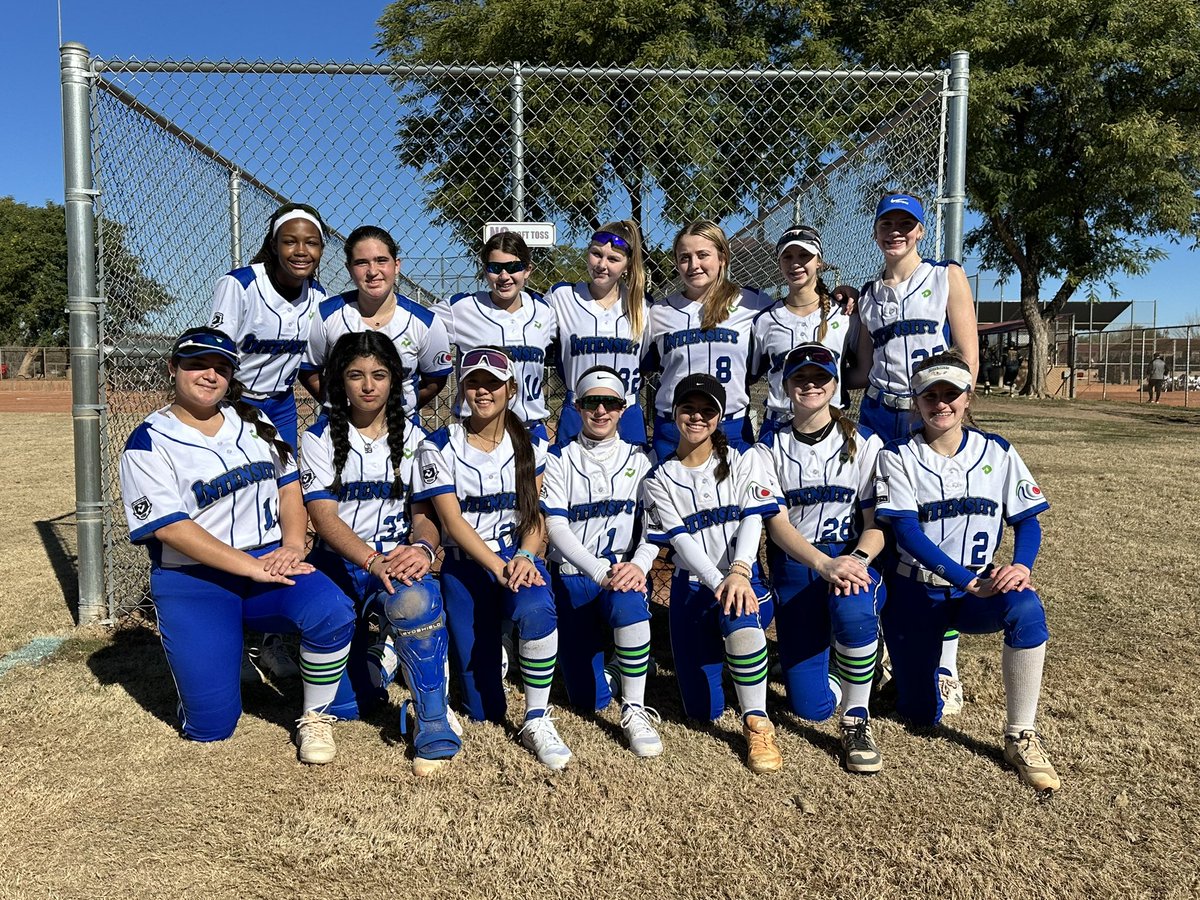 I had an amazing time at the AZ Last Blast with my team. We finished 5th, playing against 32 of the best teams in the country. Can’t wait till next season !! #dontbegoodbegreat #intensityKOD