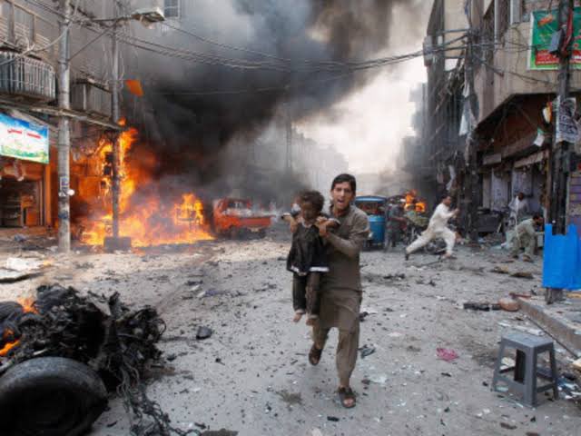 koolkopper's tweet photo. “Once through this ruined city did I pass
I espied a lonely bird on a bough and asked
‘What knowest thou of this wilderness?’
It replied: 'I can sum it up in two words:
‘Alas, Alas!”
Khushwant Singh
#Peshawar 
#Peshawarunderattack https://t.co/9hb2TkqstU