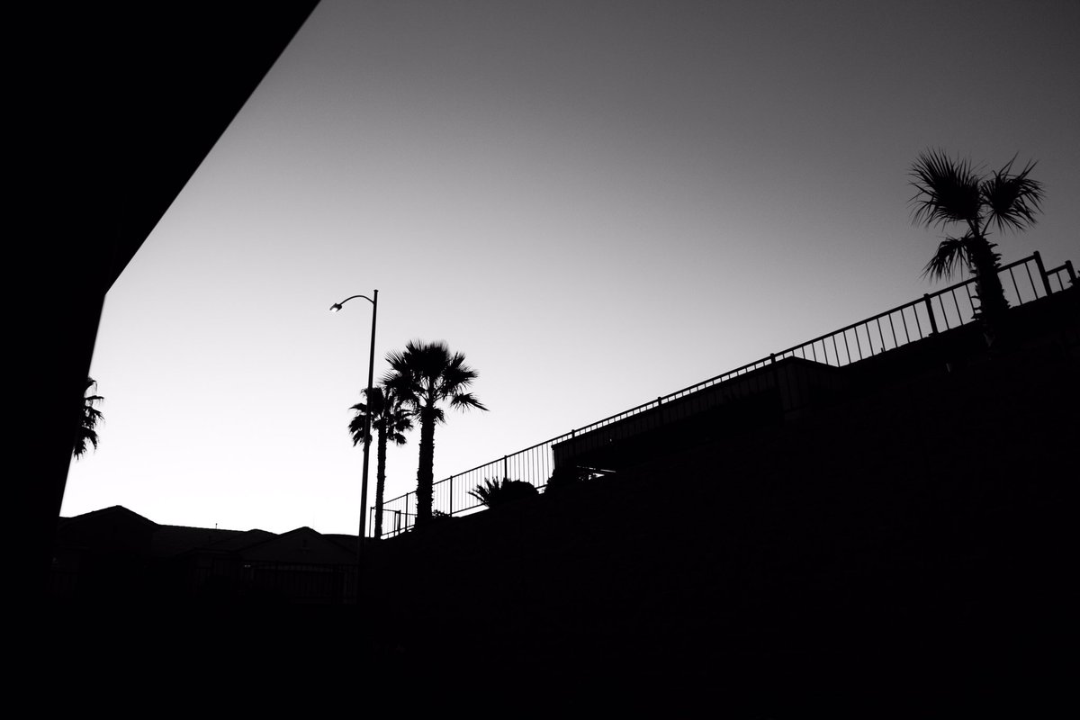 GRAVITASPHOTOS's tweet photo. #bnwphotography #leicadlux7 https://t.co/0FFpEnb8MV