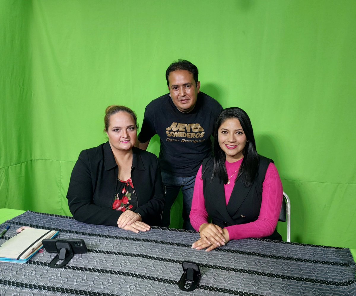 chrisguzmanj's tweet photo. Excelente charla con Erika Spezia en #TVDistrito9 en la que compartí parte del trabajo que realizo como Regidora del @PueblaAyto https://t.co/UaPBqFTwRM