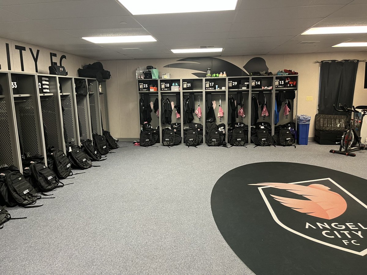 KitmanBC's tweet photo. Year 2 ⏳ https://t.co/msXKs58kCz