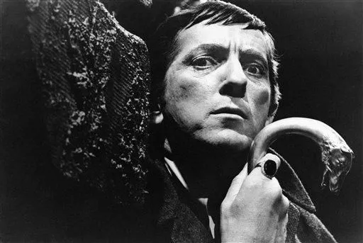 inquisiki's tweet photo. #liamneeson #darkshadows #fancast #jonathanfrid #barnabascollins #recast #movieremake https://t.co/RTVp0RslJM