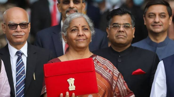 Ignore politics for a moment. Celebrate. BIG DAY for India,it’s Constitution &amp; it’s followers.First time ever since 1947, a woman <a href="/rashtrapatibhvn/">President of India</a> to kick start a Parliament session for #Budget2023 2 b presented by a woman <a href="/FinMinIndia/">Ministry of Finance</a> <a href="/nsitharaman/">Nirmala Sitharaman</a> <a href="/narendramodi/">Narendra Modi</a> <a href="/IndiaToday/">IndiaToday</a>