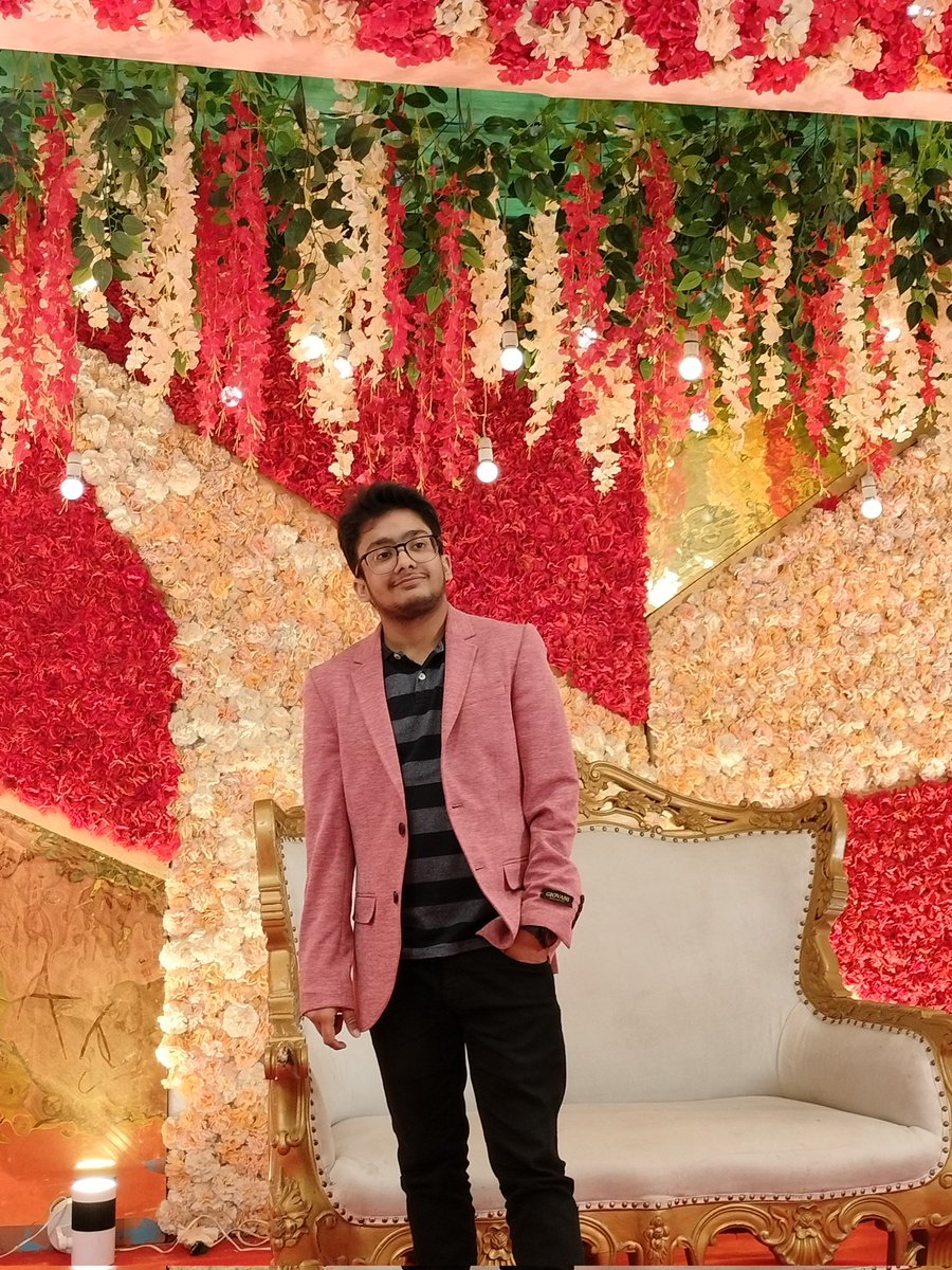 Fashion is more usually a gentle progression of revisited ideas. 
.
.
.
.
.
#ayushagarwalpage #ayushkeyaaro #ootd #outfitoftheday  #lookoftheday #fashion #fashiongram #style #love #beautiful #currentlywearing #lookbook #wiwt #whatiwore #whatiworetoday  #ootdshare #outfit #clothes