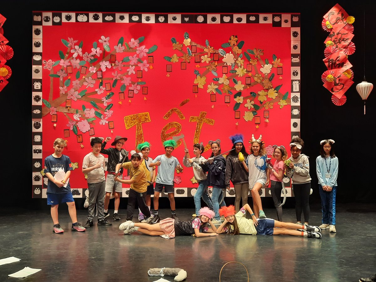 UNIS_Hanoi's tweet image. #UNISHanoi Grade 6 theatre students performed fables they developed through morals they learned in life. The fables were all storyboarded, wrote and directed by our talented students. Congratulations on their hard work and creativity! #UNiquelyUNIS #IBeducation