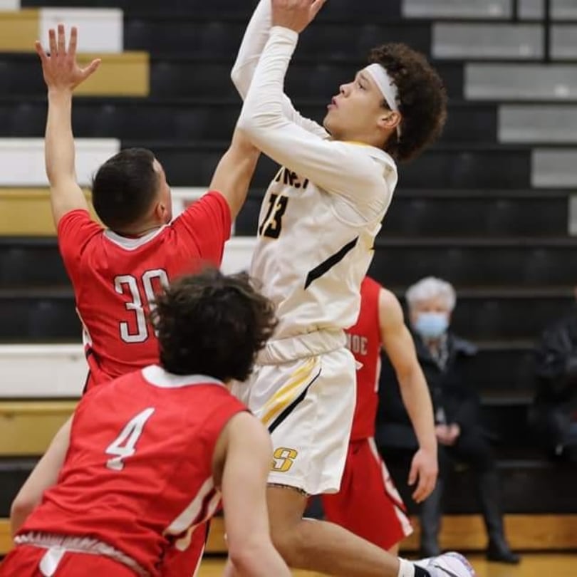 RLDavis325's tweet photo. We LOVE our SENIORS! Here are a few throwback pictures from their SHS basketball careers. Enjoy today's stroll down memory lane! 🖤💛 #classof2023 #seniorrah #weloveourseniors https://t.co/NCdsQpwRoi