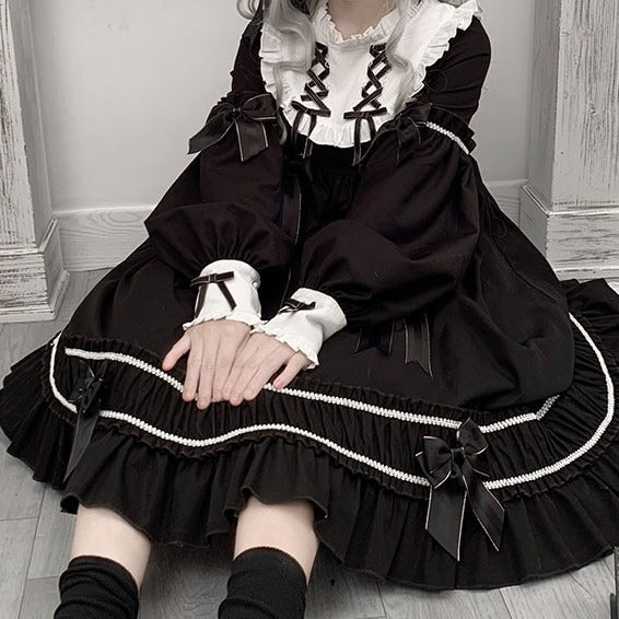 Belchic7's tweet photo. 🖤✞ゴシックプレゼントキャンペーン✞🖤

ゴシックアイテムの中からお好きなアイテム1点プレゼント
https://t.co/SIwriKcHpl

ʚ♥参加条件♥ɞ
➽@Belchic7 をフォロー
➽このツイートをRT
➽欲しいアイテムをコメントか引用RTで当選確立UP

ʚ♥締め切り♥ɞ
　　3/3 https://t.co/MSLrB6cqUK