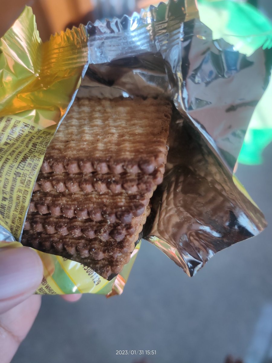 myMarketGuide's tweet photo. @BritanniaIndLtd The standard of biscuits had become so bad these days. Check out the pictures, the biscuits are toasted too much. Doesn't taste good because it is baked too much. Is there any quality check before packing? https://t.co/JOQiVvEXoD