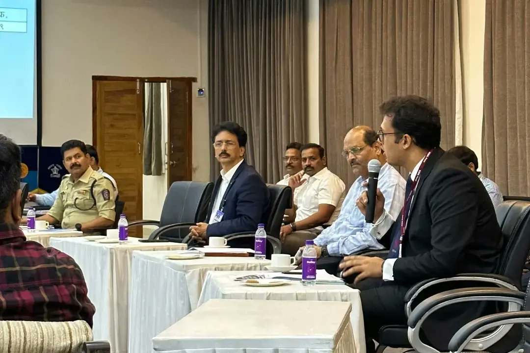 SIBMPune's tweet photo. Students of SIBM Pune, with the Consulting and Strategy Club received a coveted opportunity to participate in the high-level meet on Traffic Congestion in the city of Pune at the Police Commissioner Office, Pune. 

#SIBMPune #ConsultingAndStrategyClub #TrafficManagement https://t.co/iafPjDNBUZ