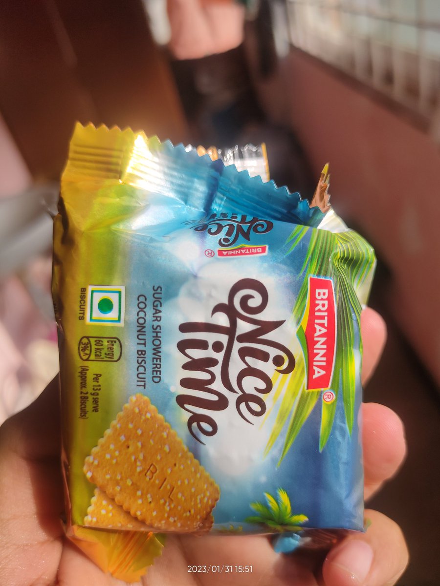 myMarketGuide's tweet photo. @BritanniaIndLtd The standard of biscuits had become so bad these days. Check out the pictures, the biscuits are toasted too much. Doesn't taste good because it is baked too much. Is there any quality check before packing? https://t.co/JOQiVvEXoD