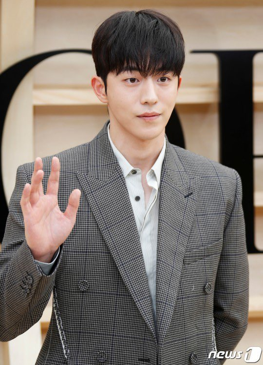 iconickdramas's tweet photo. #NamJooHyuk will be enlisting in the military on March 20. He recently wrapped up filming for his new drama #Vigilante! https://t.co/c2hJynFyCq