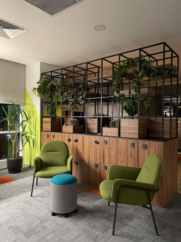 CW_TRInt's tweet photo. Cushman &amp; Wakefield Türkiye Proje ve Geliştirme Hizmetleri ekibi gerçekleştirdiği önemli projelerine bir yenisini daha ekleyerek, Tech Data Synnex’in ofis Fit-Out projesini gerçekleştirdi.
#WhatWeMakeIt  #design  #fitoutproject #TechDataSynnex https://t.co/aiTSdKYxCc