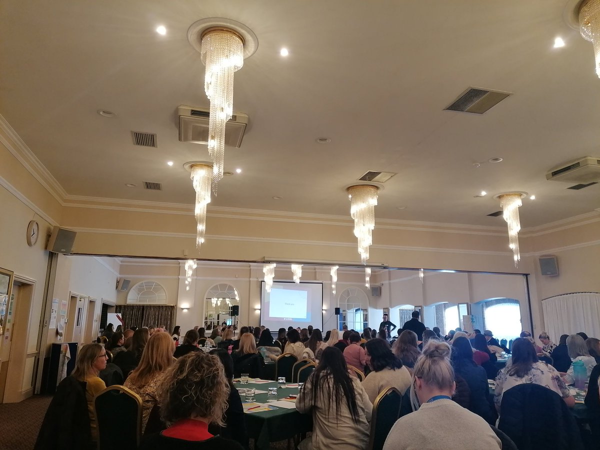 Fabulous turn out at the 'Living our best Lives' conference this morning, and some inspirational speakers. #LOBL #nest #nyth <a href="/kpasunuru/">kavitha</a> <a href="/clarelipetz/">Clare</a>