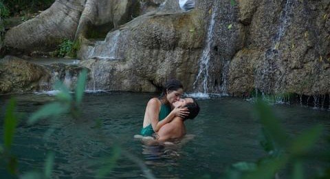 El amor lo puede todo ❤️ ¿Lograrán #Elsa <a href="/OkairyGiner/">OkaGiner</a> &amp; #Andrés <a href="/Emmanuel13pm/">Emmanuel Palomares</a> ser felices? 🤔 ¡No te pierdas la historia de amor! #Andrelsa 💘😍 en #PerdonaNuestrosPecados ⛪ ¡Lunes A Viernes! a las 6:30PM por <a href="/Canal_Estrellas/">Las Estrellas</a> imperdible!!!