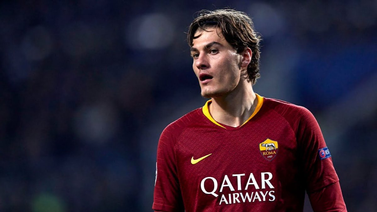 LS__Sport's tweet photo. 🚨Transfer Update🚨
⚪️Leeds United are in talks with Roma over 🇮🇹Nicolo Zaniolo- Leeds want a loan Roma wants permanent transfer 
via @MiguelDelaney 
#LUFC #Leeds #DeadlineDay #ASRoma #TransfersNews https://t.co/8Gmeh37ZTA