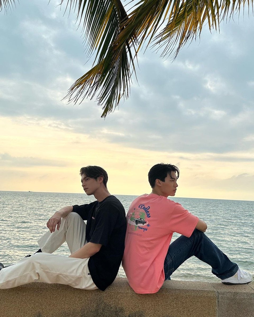 salaleyoo__'s tweet photo. OMG😭😭😭
cr: eedzilar

#ไบร์ทวิน #bbrightvc #winmetawin https://t.co/BEwGye0wpH