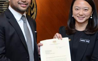 InfoRakyatKini's tweet photo. Tiga muka baharu mantapkan Lembaga Pengurusan MSN
more: https://t.co/uSISBXc3sM
#MalaysiaPrihatin
#MalaysiaSejahtera https://t.co/VhxsQp8c55