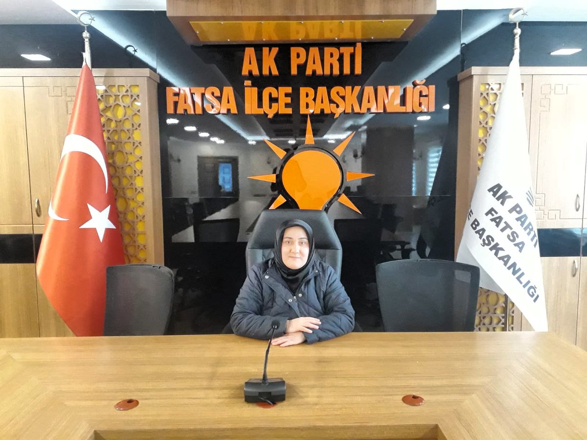 Bugün AK Parti Fatsa İlçe Kadın Kolları Teşkilat Nöbetçimiz;
Mali İdari İşler Başkanı 
Sn. Arzu Kesti 
⏱ 11:00 - 16:00 
Soru, görüş ve önerileriniz için; 
📌 AK Parti Fatsa İlçe Başkanlığı
☎ 0452 424 00 39
#AkNöbet

İyi nöbetler diliyoruz.
