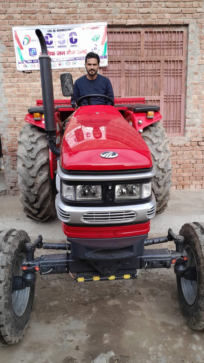 ostyagi94's tweet photo. Today 2nd tractor delivery was given to CSC VLE district Shamli https://t.co/UQiitAsB83 Mahindra tractor.Many Many congratulations to CSC VLE. https://t.co/dyIwpKGgwJ