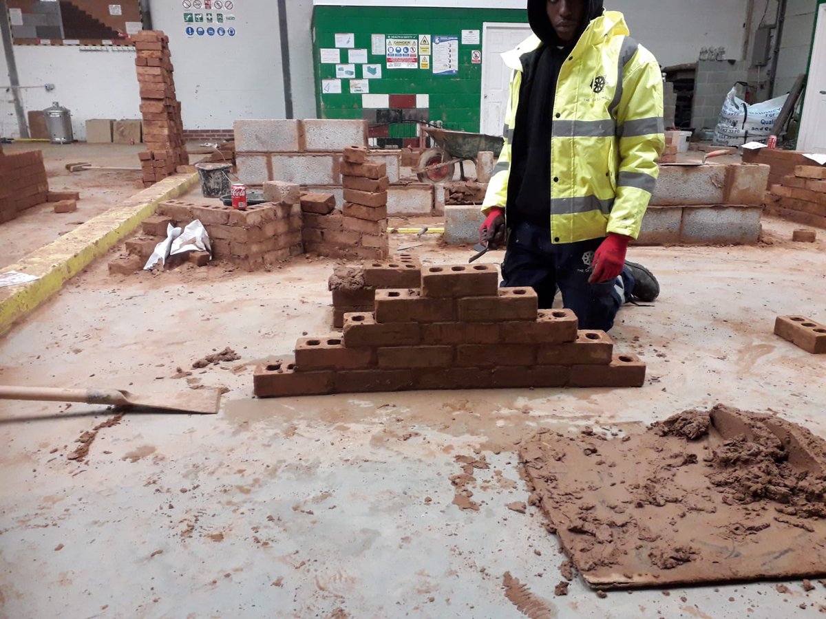The_Skill_Mill's tweet photo. A few photos from @SkillMill_Birm taken this month. Our #youngpeople have chosen #grass #strimming and #bricklaying as #skills to #develop whilst completing their @AQA awards. Great work #teamSkillMill. @Bhamchildtrust @BhamCityCouncil @brummatters @NaturallyBirmi1 @GroOrganicUK https://t.co/EA6IXazO8k
