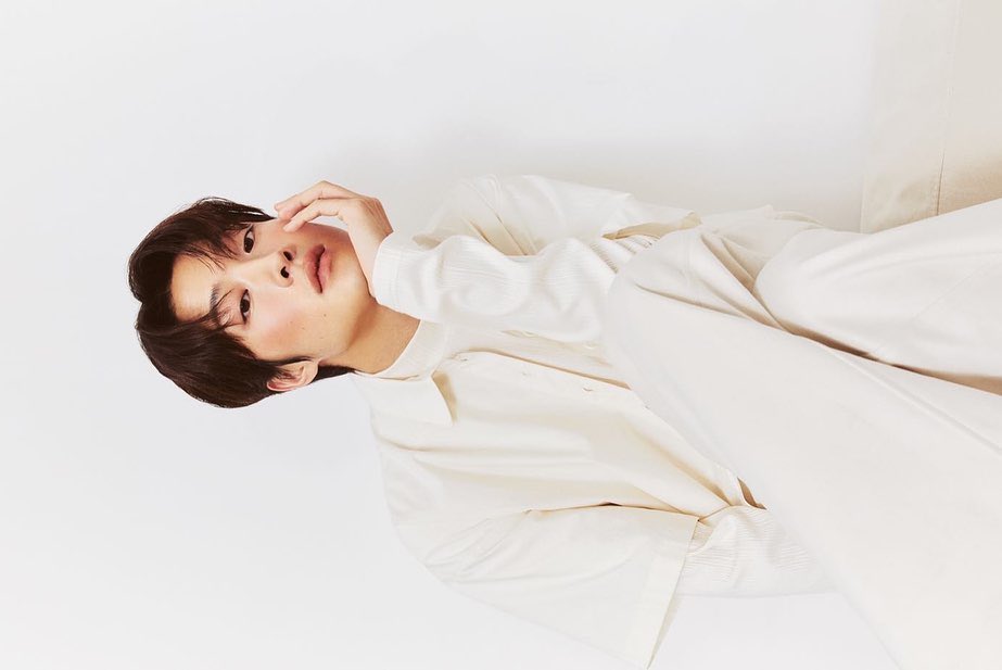 📸 — IMPACTADOS COM ESSA BELEZA

Novas imagens do Jongwon postadas pela fotografa responsável pela campanha da Laka. ELE ESTA PERFEITO 

🔗 instagram.com/p/CoEGdp5pY3e/…

#LeeJongWon #이종원