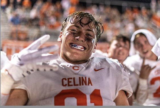 <a href="/Jacob_Vincent81/">Jake Vincent</a> 6’3” 220lbs 
☑️ DE/LB 2023,1st TM All State
☑️ 2nd TM All Area - District 7-4A Def MVP
☑️ 86 Tckls, 23 TFLs, 9 sacks, 2 Def TDs 
☑️🏈 film- youtu.be/n4YmA6FOvuQ
☑️50.5 400 meter 2.5 GPA
☑️4.59 40-Pro Agility 4.47 Vertical
☑️300 Bench- 410 Squat- 300 Clean