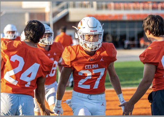 RecruitCelinaFB's tweet photo. @27Jackbrown 6’2 175lbs 
☑️ WR/DB 2023, 2nd TM All State
☑️ 41 catch-713 yards, 12 TDs, 1 INT, 2 FR 
☑️Multi-Sport Athlete-🏃‍♂️-🏈 2.90 GPA
☑️🏈 film- https://t.co/ZfQw763C0I
☑️ ⭐️-No 🏈 Scholarship Offers
☑️4.49 40-Pro Agility 4.57-Vertical 29.5 in
☑️180 Bench-275 Squat-185 Clean https://t.co/trURMijWlX