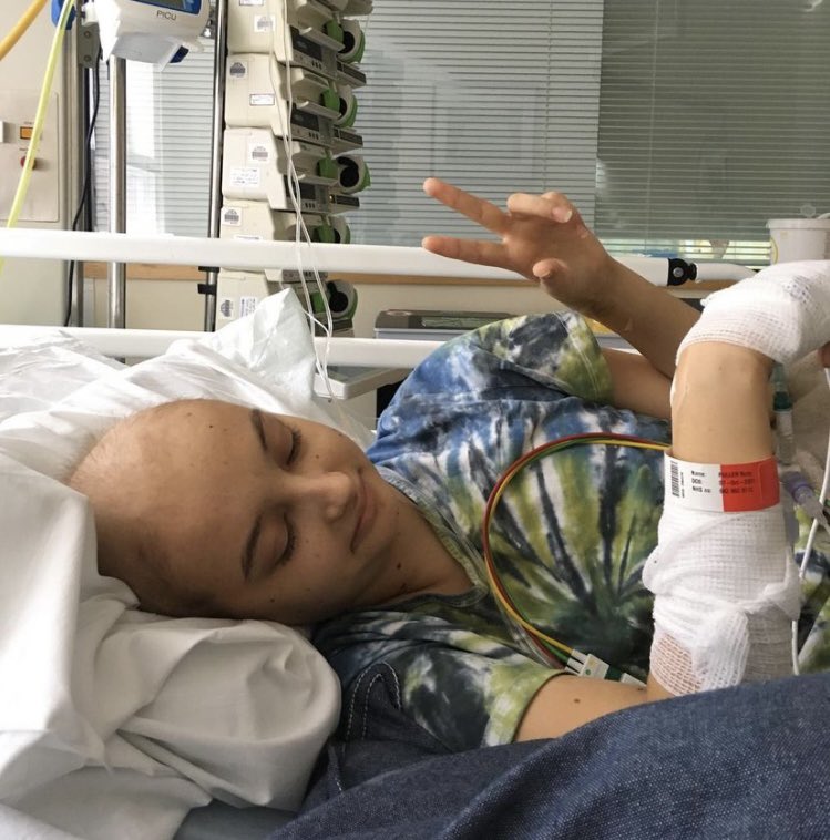 3 years ago today Ruby had her stem cell transplant. A 12/12 match from an anonymous donor. 

All we knew was that they were a 33 year old man from the UK. A kind &amp; generous soul who’d signed up to the register at some point and then got the call to say he was a match. 🧵 1/n