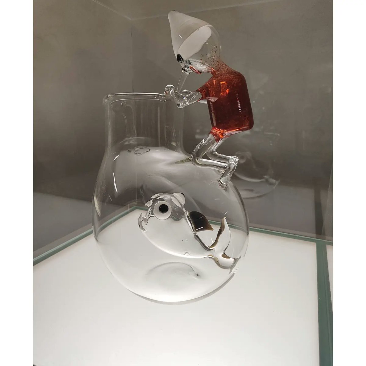 Non si finisce mai di imparare
dal maestro <a href="/MassimoLunardon/">Massimo Lunardon</a>
Giornata super costruttiva con tante idee e nuovi spunti .

#massimolunardon #glassart #glassfactory #artisanal #amazing #wow #artist #glassartist #mastrovetraio #projects #ideas #stunning #madeinitaly