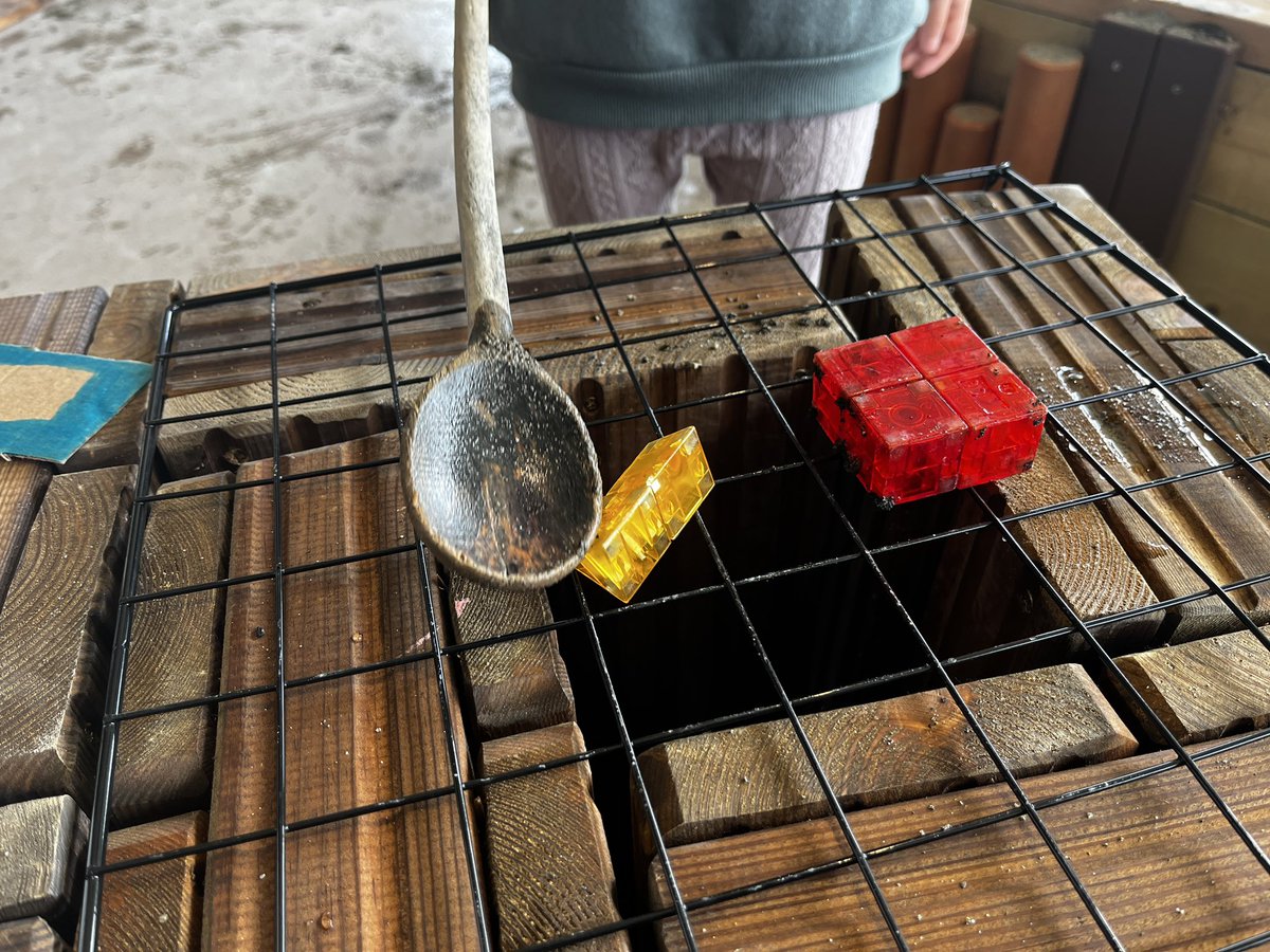 estheryoyo's tweet photo. Some delicious Yakiniku being cooked up @YIS_ELC today! Have to say it had a bit too much sand in it for my taste #yislearning #everydayplay #cooking #earlyyears #play #sandplay https://t.co/XVzFiCsqb9