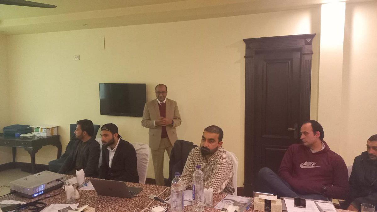 NBDPofficial's tweet photo. Happening 1-Day Training Program on "Financial Management and Record Keeping for SMEs" at Shelton House, Peshawar.
Register yourself for Upcoming Training Programs at https://t.co/dVDu3bWwSW
#SME #capacitybuilding #learning #financialmanagement #recordkeeping #NBDP #SMEDA https://t.co/akL6BQwwso