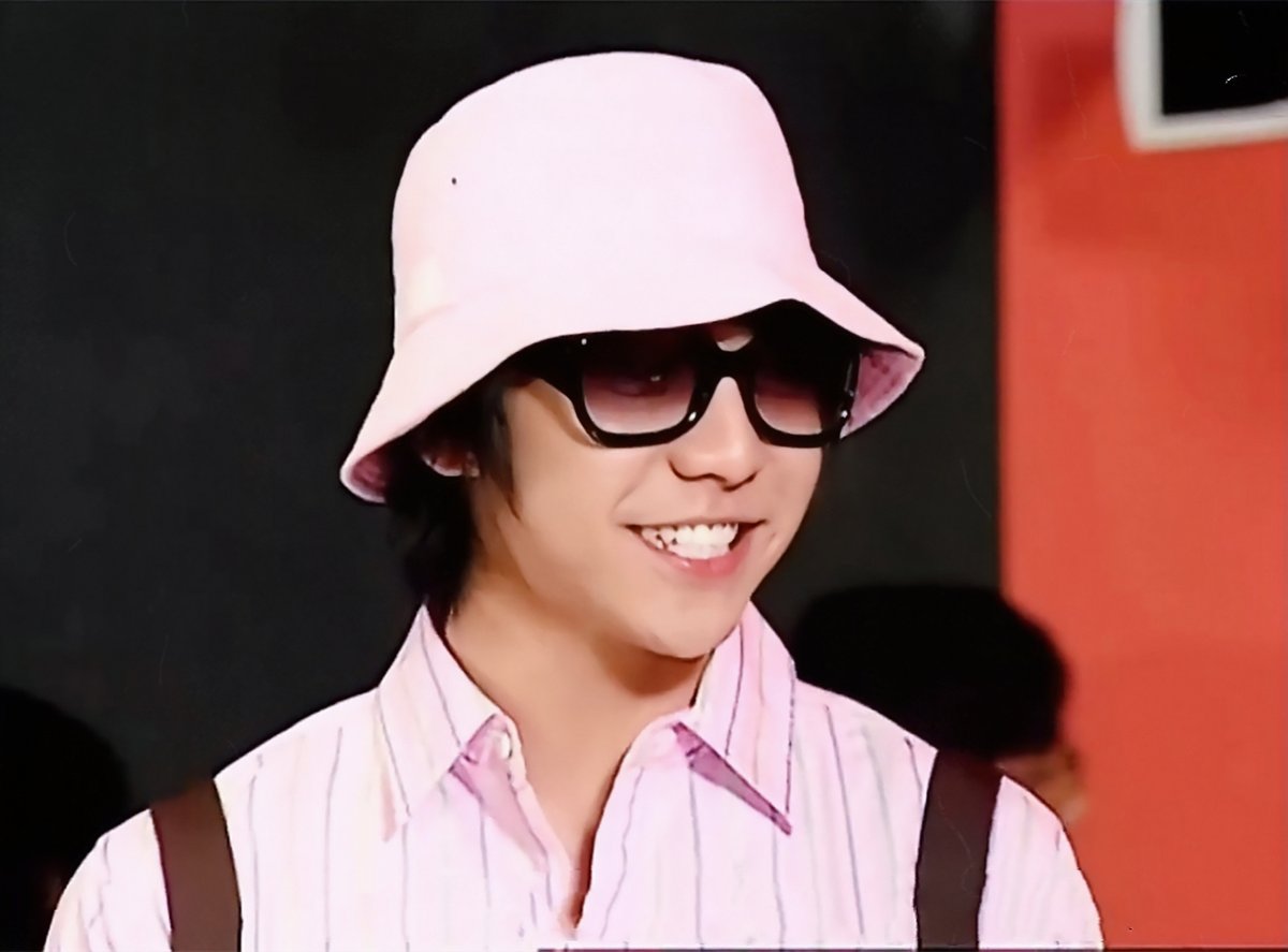 ad6egS1yRnD9Pyn's tweet photo. #이승기 #LeeSeungG
#Nonstop5
粉嫩粉嫩的好可愛💗 https://t.co/0OvhU5mp2L