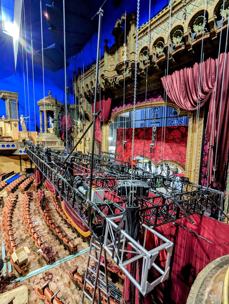 Lord of the Dance tweet media