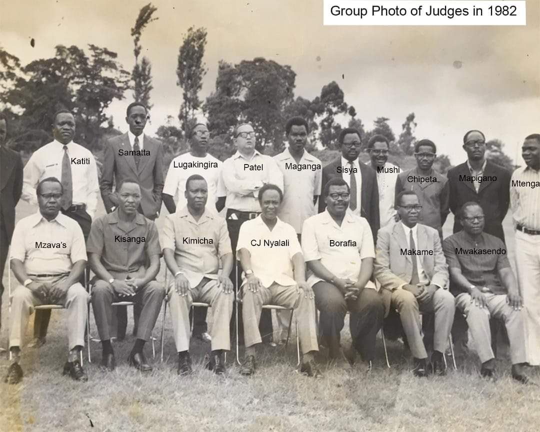 Advocate_Jebra's tweet photo. Judges 1982 https://t.co/pfBGO19f3X