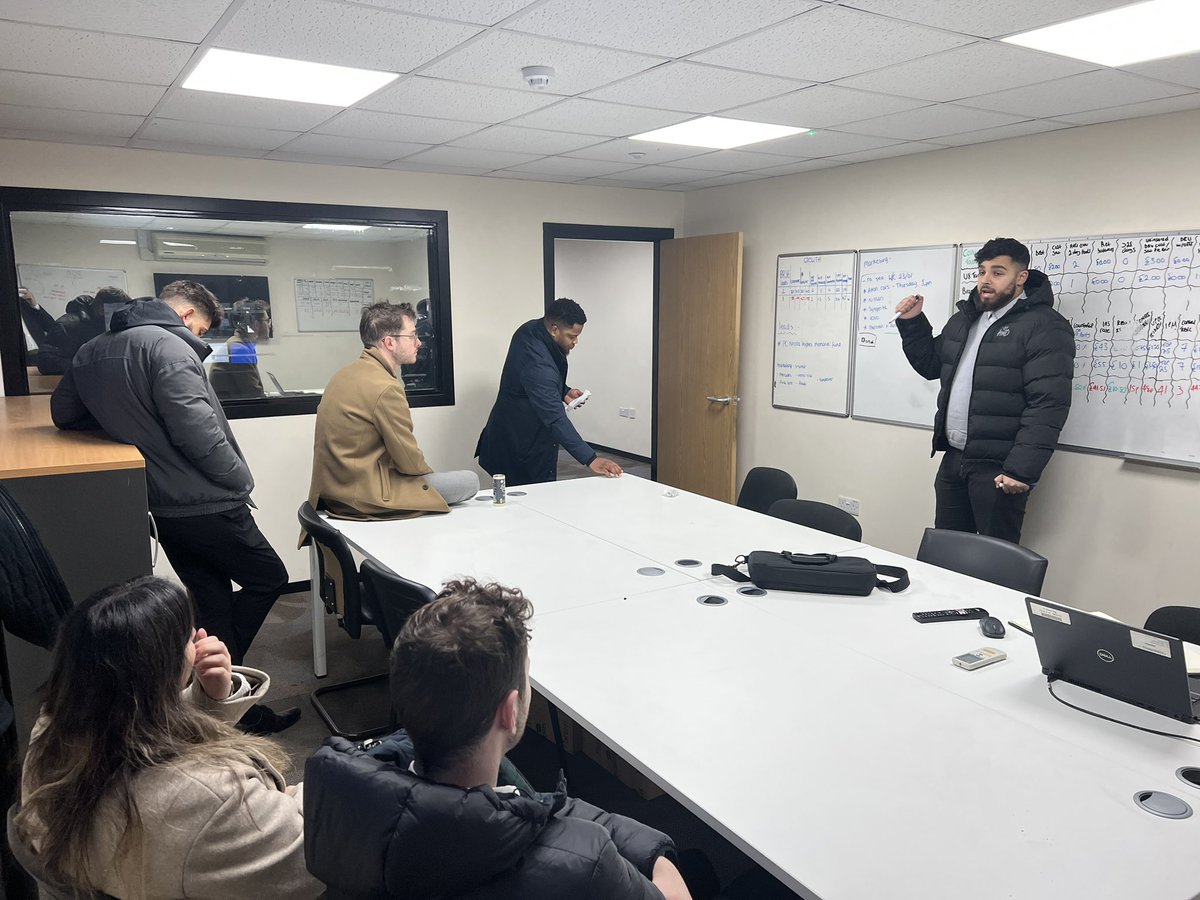 Jamie Robinson tweet media