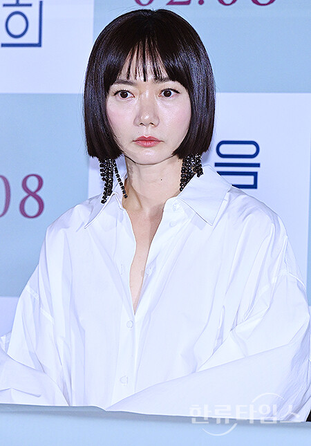 [📷] 230131 '다음소희' 영화 시사회 - 배두나
'Next Sohee' Movie Preview - Bae Doona

압도적인 우아함의 소유자, 배두나 

🖇 더 많은 사진은/More photos : hanryutimes.com/news/articleLi…

#다음소희 #NextSohee 
#배두나 #BaeDoona 
#한류타임스 #HanryuTimes