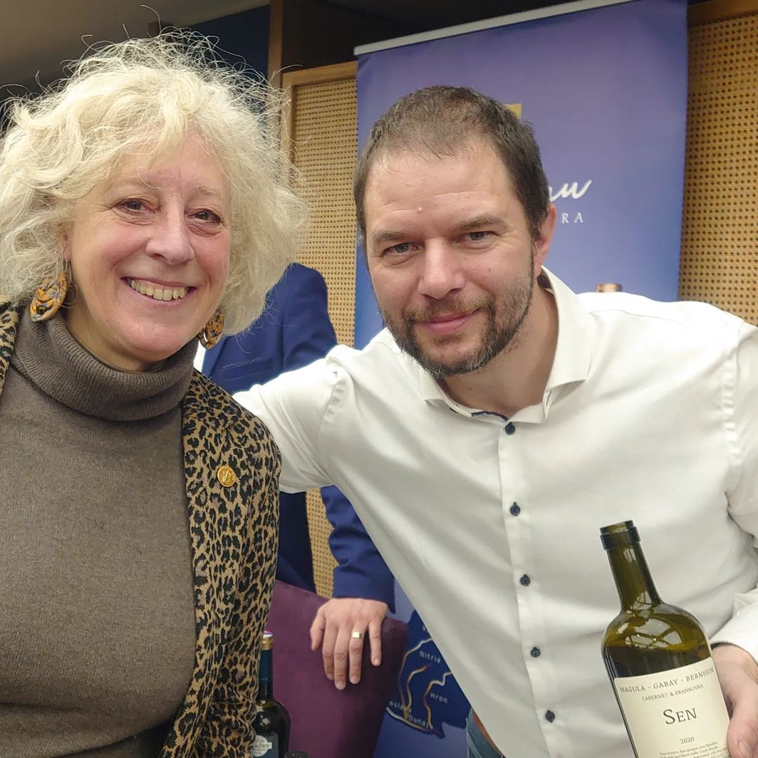 One small step for wine, one giant leap for Slovakia. This was the message from The World of Slovak Wine tasting this month – the UK’s first one devoted to the region. Sommeliers, indies and consultants all raved about what they found. Click  the-buyer.net/tasting/wine/w… <a href="/LizGabayMW/">Elizabeth Gabay MW 🍷🌹🌿🌍🌈🌎🦋🌏</a>