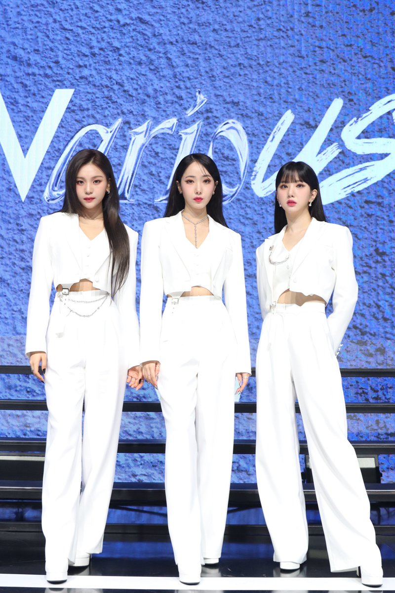 🚨Na.V Hashtag Party:

RT + Reply

VIVIZ PULL UP OUT NOW
#비비지_풀업_들어줘_그냥
#PULLUP_MVRelease
#VarioUS_DDAY
<a href="/VIVIZ_official/">VIVIZ</a>